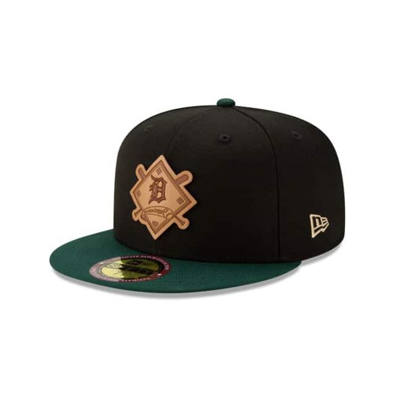 MLB Detroit Tigers Debossed 59Fifty Fitted (RFF9284) - Black New Era Caps